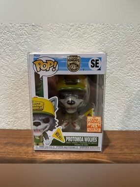 Funko Pop Camp Fundays 2023 Protomoa Wolves LE 6500 W/protector